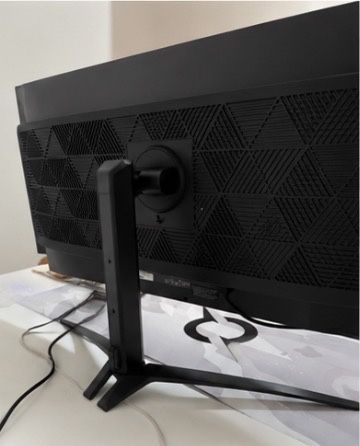 Impecabil - Monitor Acer Predator 31.5 inch, Negru, 180Hz, QHD