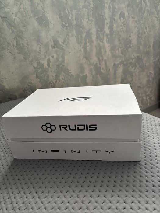 Продам борцовки одам даром барцовка на тела