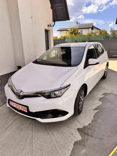 Toyota Auris Toyota Auris 2017 | 117.000 km | Proprietar | Istoric complet | Ideală