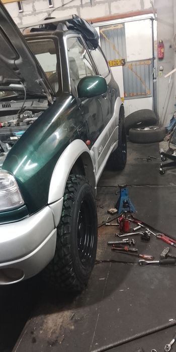 Vând roți Grand Vitara jante cauciucuri 205/80/16