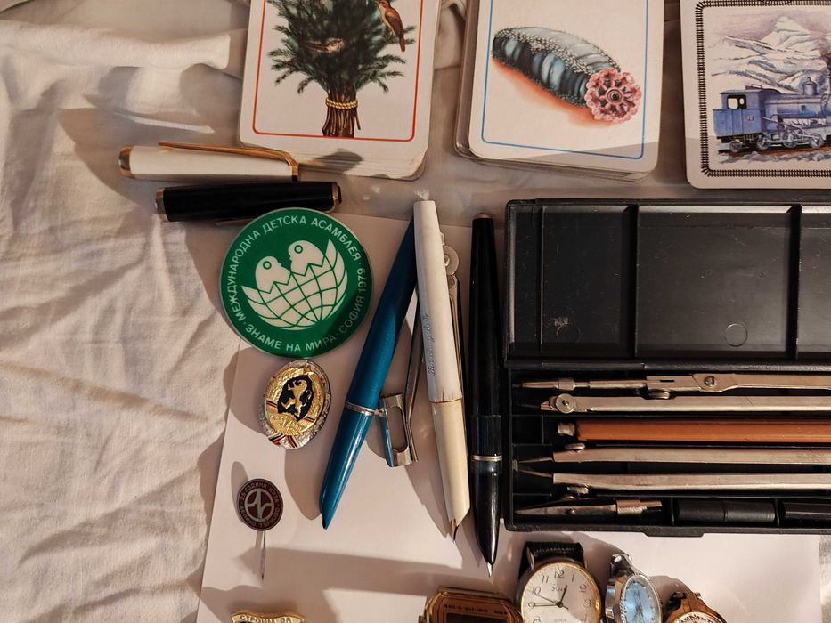 Ретро часовници, карти и др.