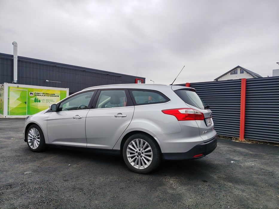 Ford Focus 3 Champions League  – scaune & parbriz încălzite!