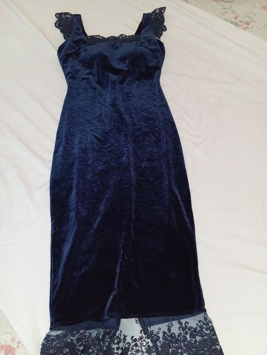 Продам вечерние платья за 6000