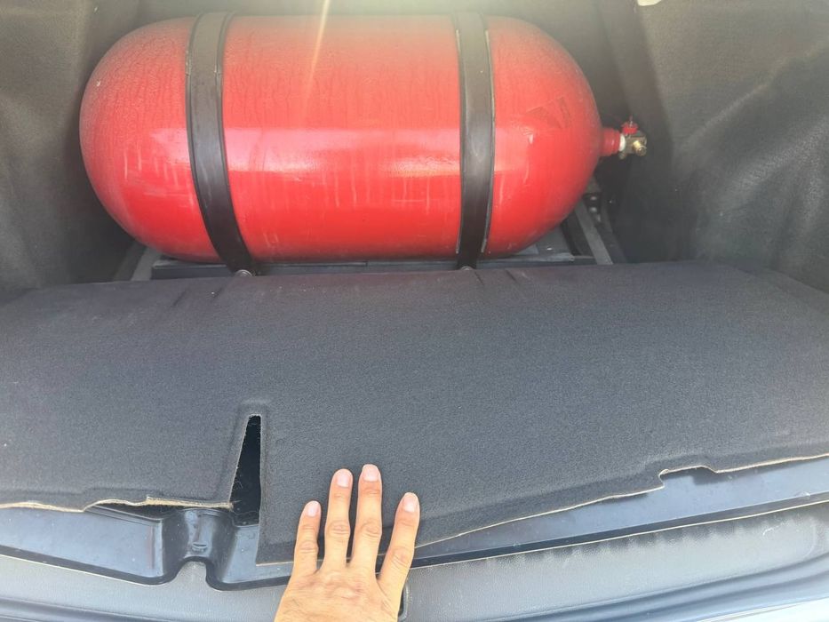 Cobalt, kobalt moshina sotiladi.