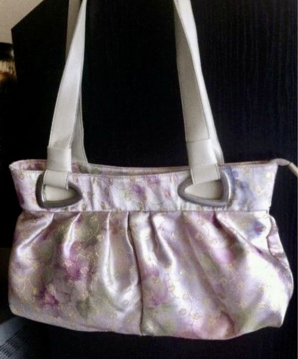 Елек пухенка - 2 броя + подарък чанта