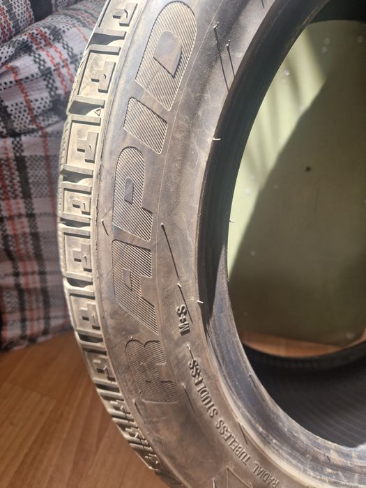 Продам зимние шины R16