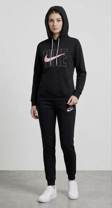 Trening modele noi si veste 100 de lei bucata