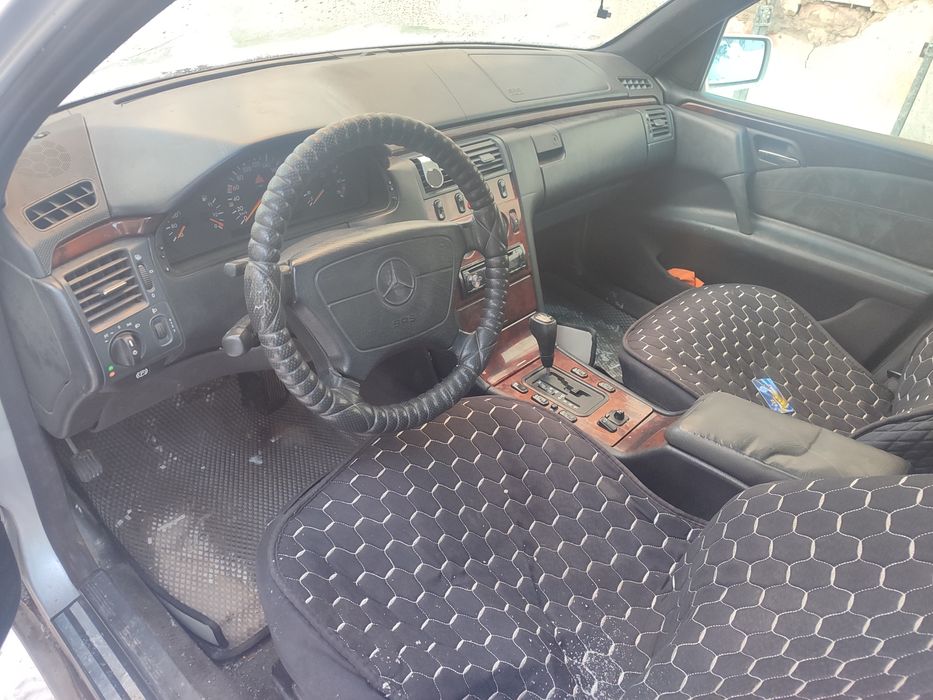 По запчастям продаётся Мерседес Е230 Е200 Е280 W210 лупар