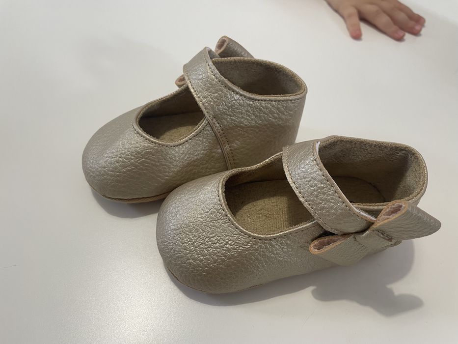 Бебешки обувки размер 18-19