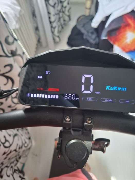 Trotineta kukirin G4