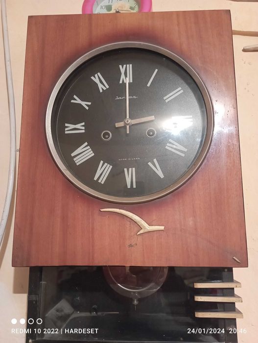 Ceas vechi 1970 preț 900lei