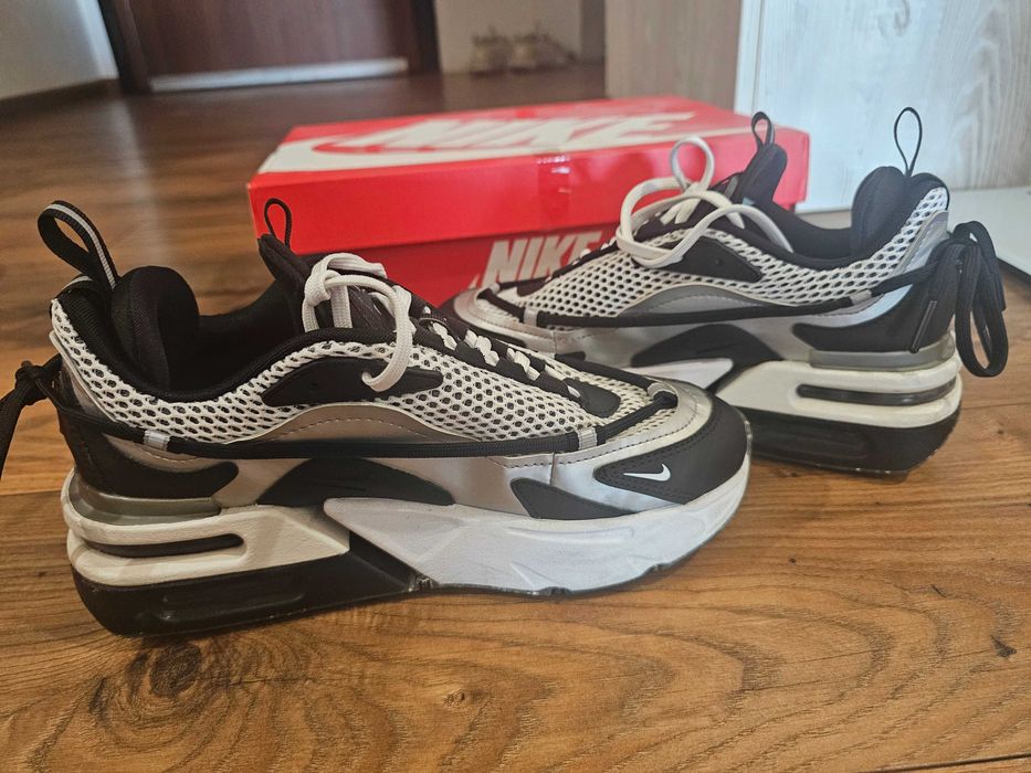 Маратонки на Nike