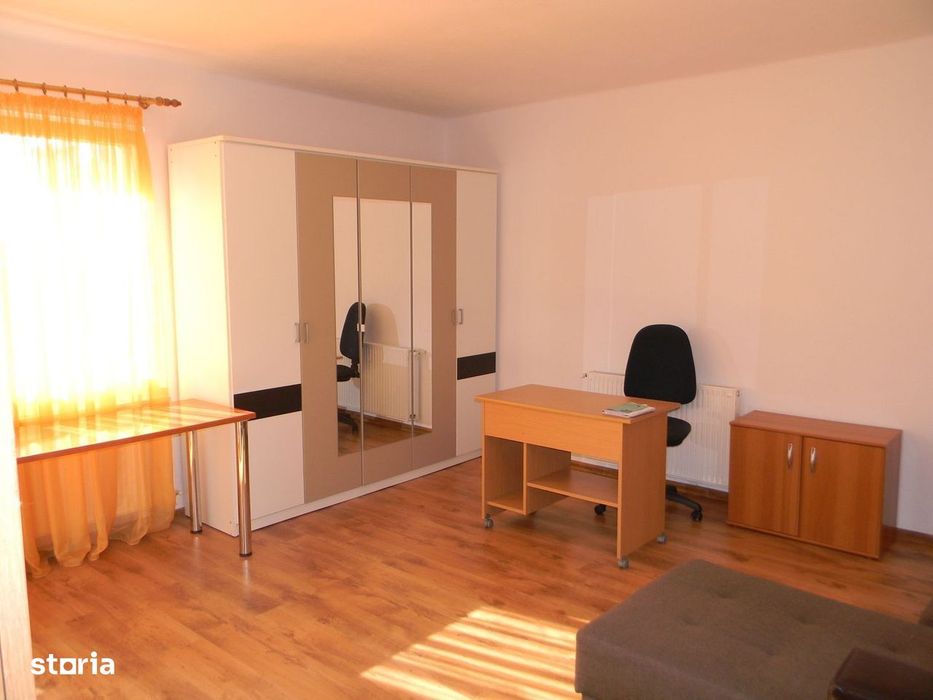 Garsoniera FAGET ,bloc de apartamente!