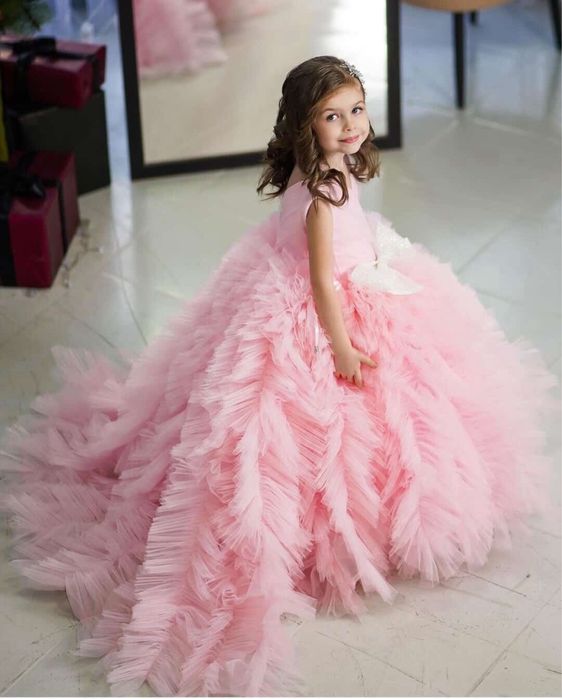 Продам детские платья