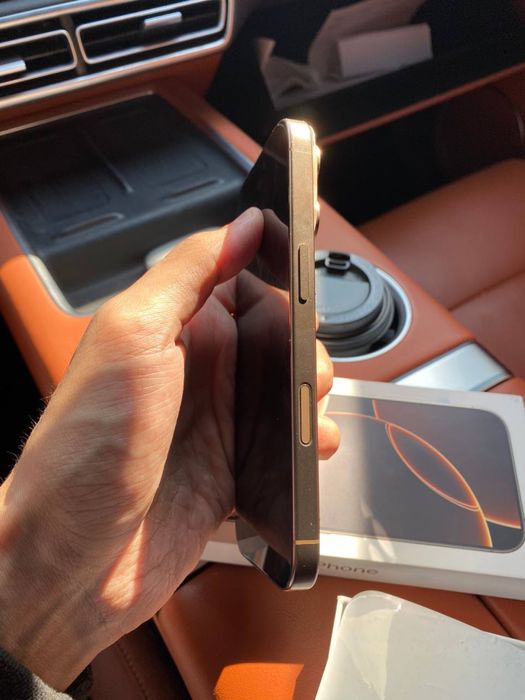Aplle iphone 16 pro