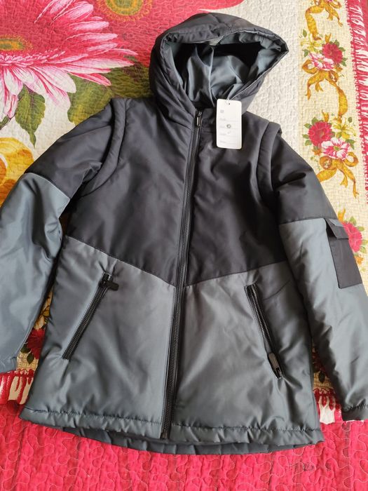 Продам две куртки