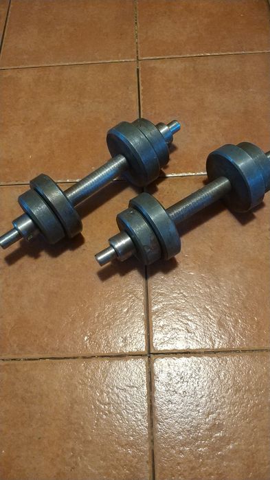 Продам  гантели.