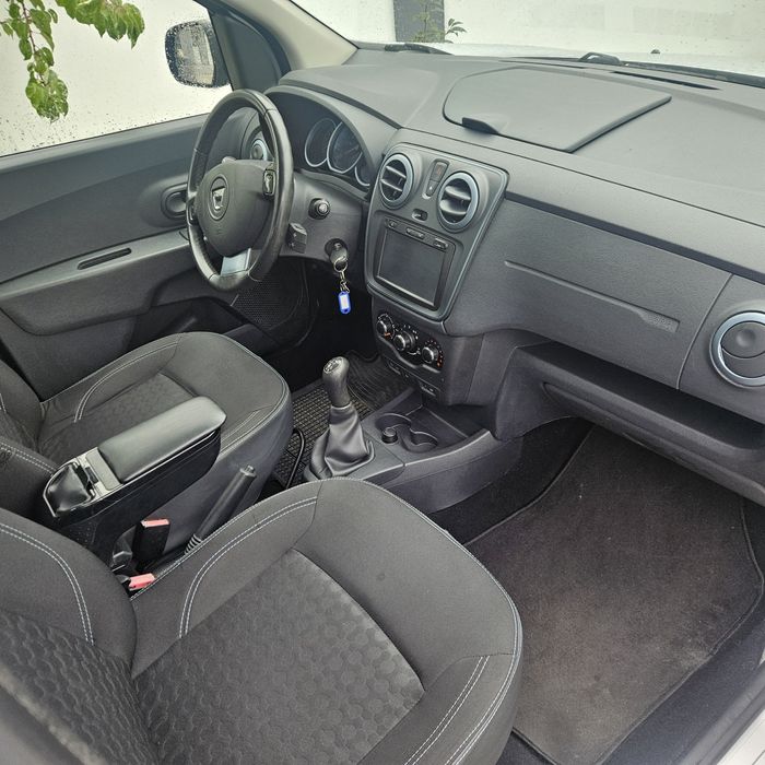 Dacia Lodgy Stepway  2016 Benzina