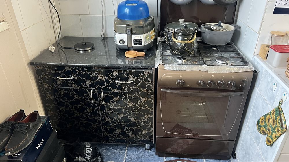 Продается кухонный гарнитур