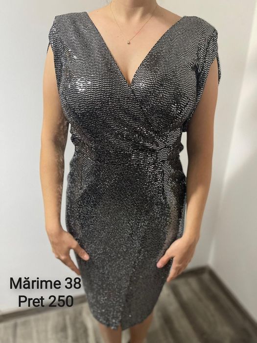 Rochie strălucitoare MOZE