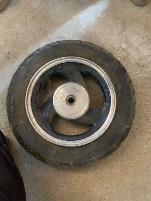 Заднее колесо на мопед 125кубов