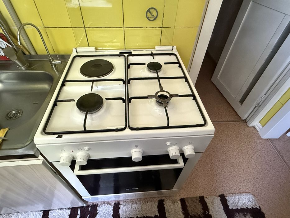 Продается плита газовая