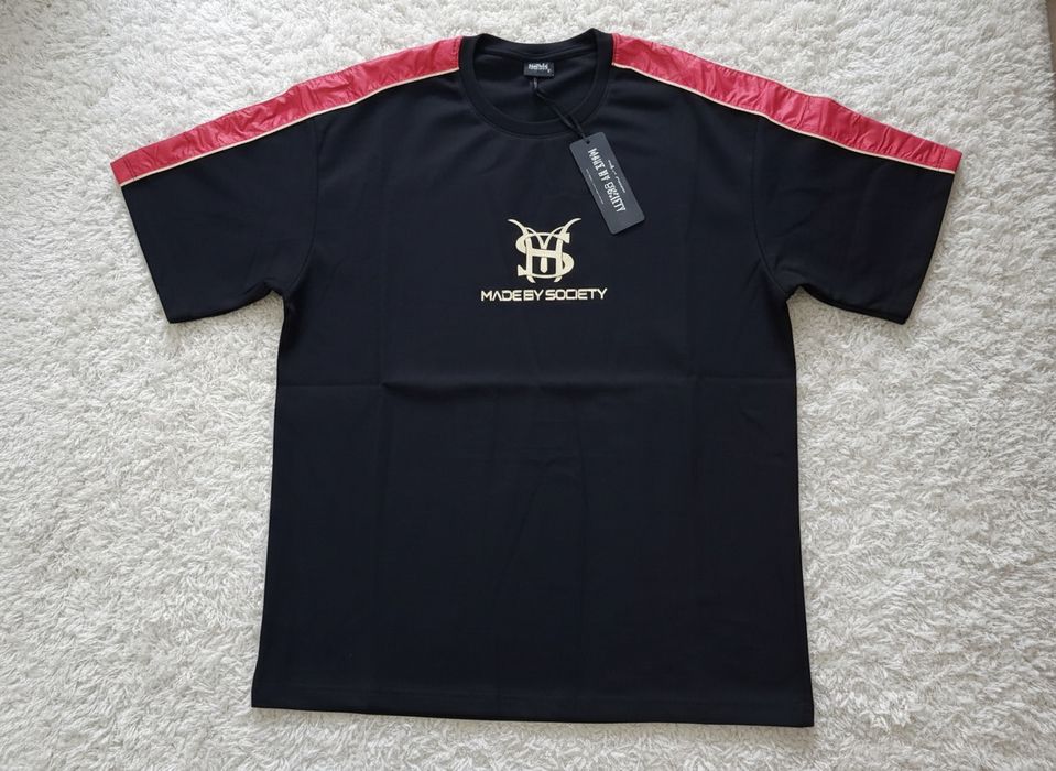 Tricouri Made By Society - S , M , L  , XL