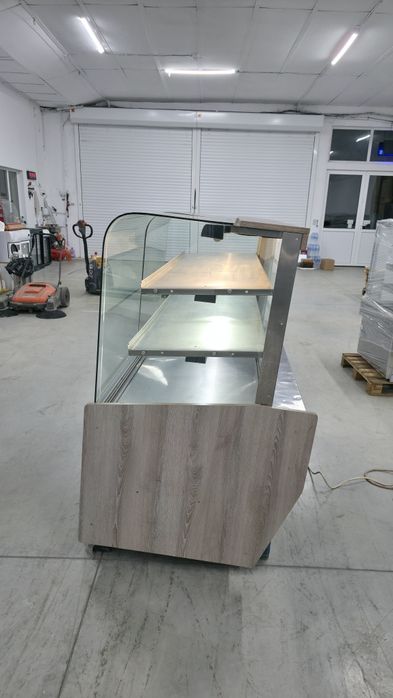 Неутрална Витрина