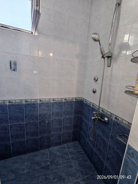 Дава се под наем Тристаен апартамент в Варна, Зимно кино Тракия - 220 кв.м за 900 € - Снимка #18