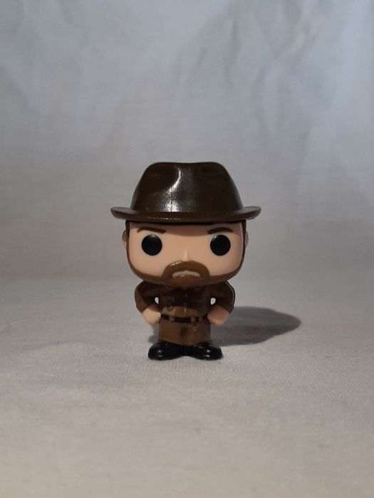 ПРОДАМ ИГРУШКИ ИЗ КИНДЕР ПО "Очень странные дела"