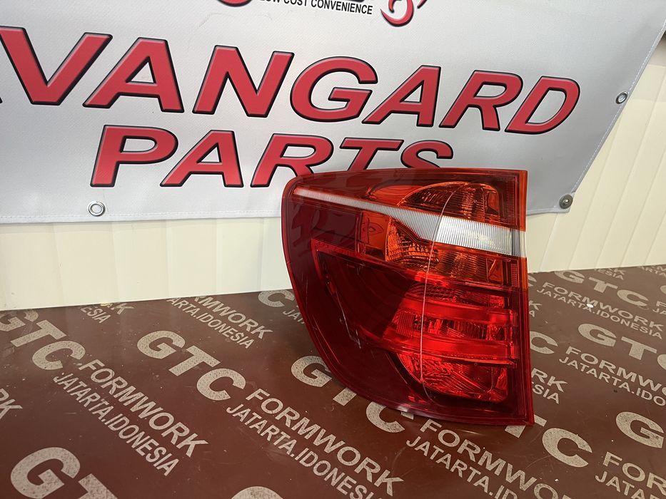 Стоп BMW X3 F25 ляв 3бр