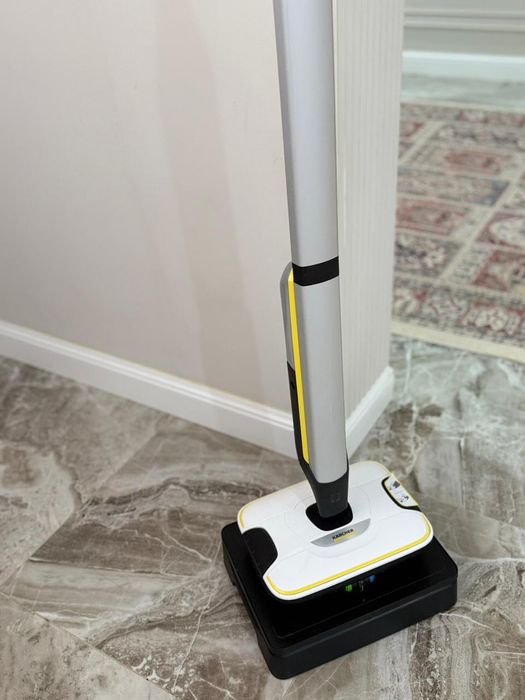 Моющий пылесос Karcher