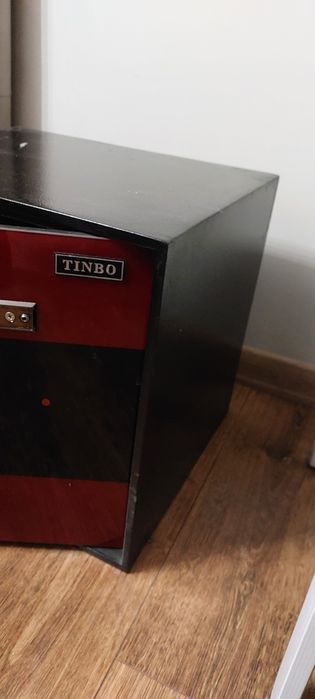 Продам сейф в отличном состоянии