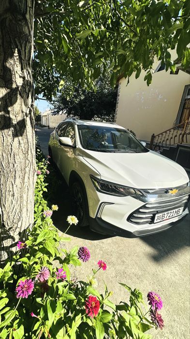 Chevrolet tracker 2