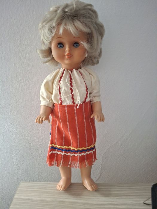 2 papusi de colectie, anii '90 + 1 moderna