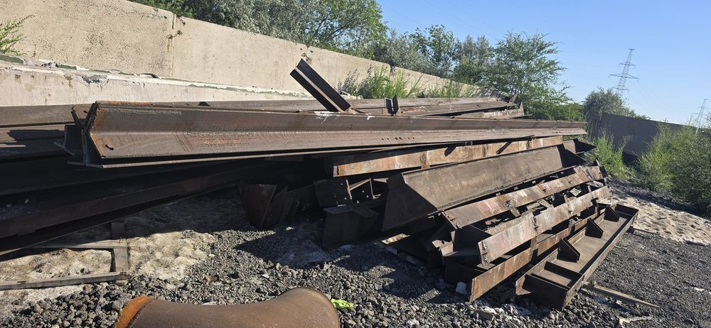 Двухтавровые балки и уголки