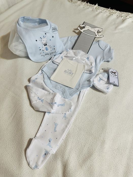 Бебешки комплекти от Великобритания а 0-3 3-6 месеца изписване