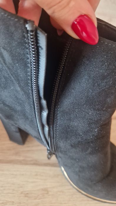 Дамски боти 39 н. TRUFFLE