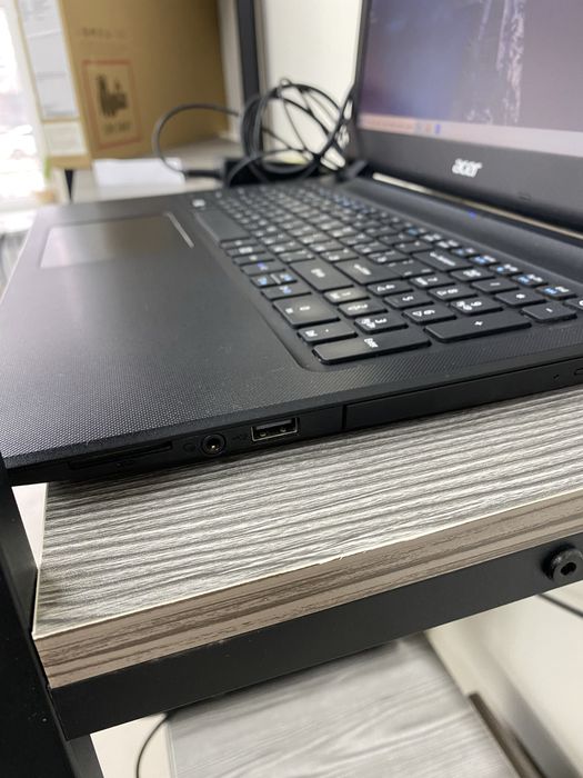 Acer ES1 с гарантией