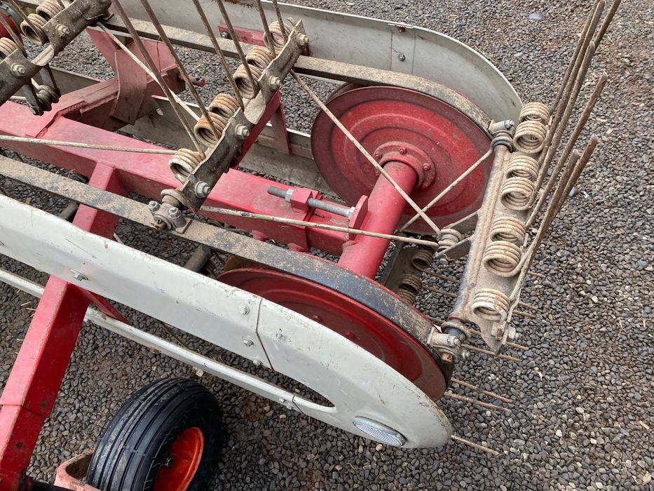 Grebla de adunat fan pe curele 2.70 m