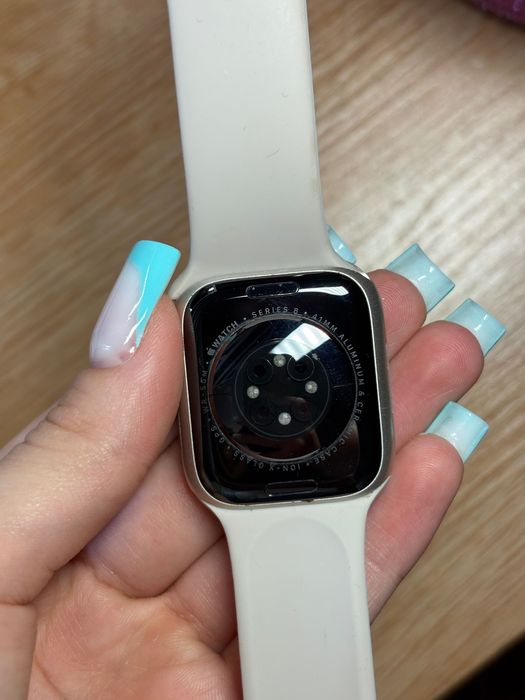 Apple Watch Series 8
