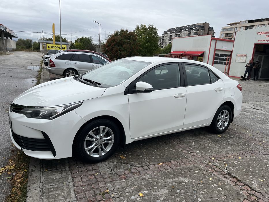 Тойота корола