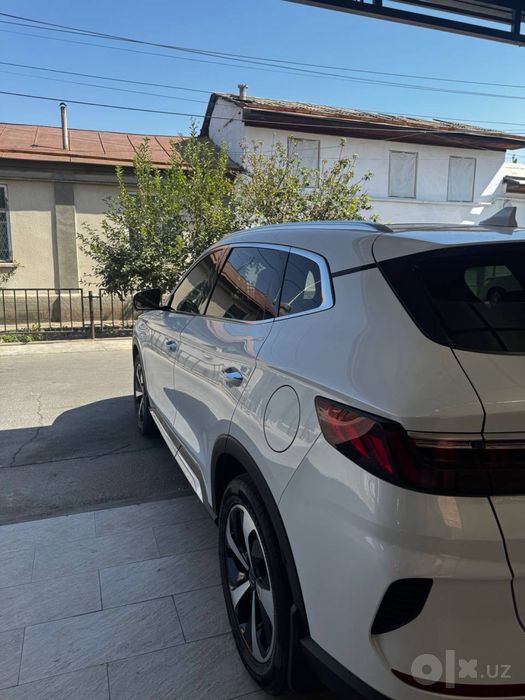 BYD song plus DM-i AWD 2023