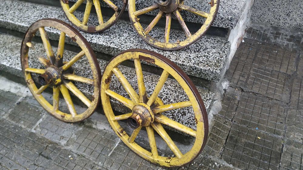 4 бр. колела от стара каруца