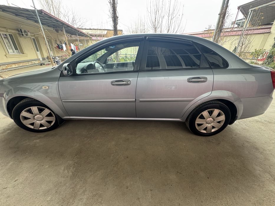 Lacetti 1,6 avtomat Arenda vikub