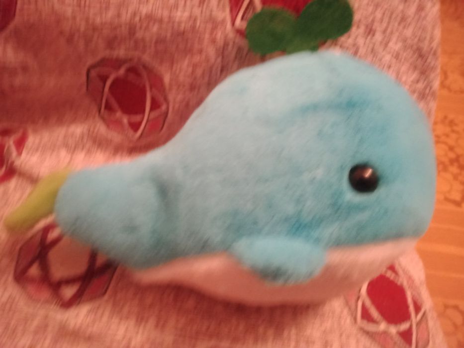 Продам мягкую игрушку дельфина