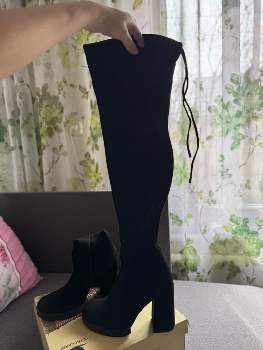 Сапоги, кеды, угги и тд