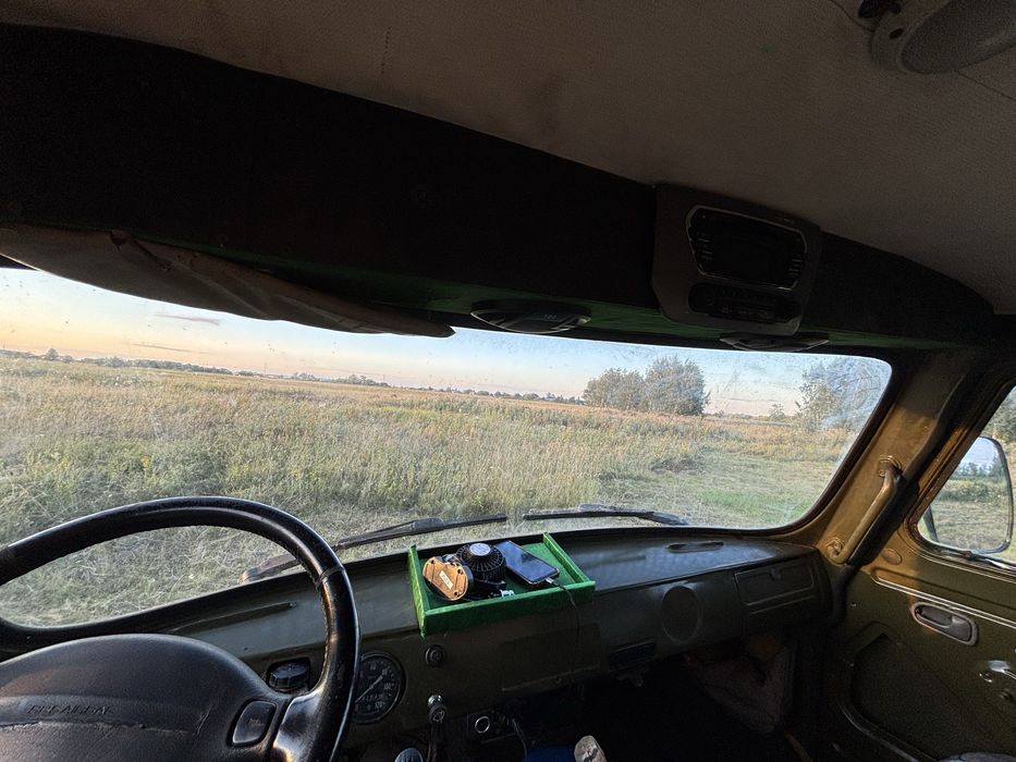 Продам УАЗ  3303