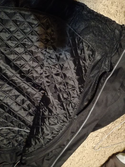 Vând Costum moto nou