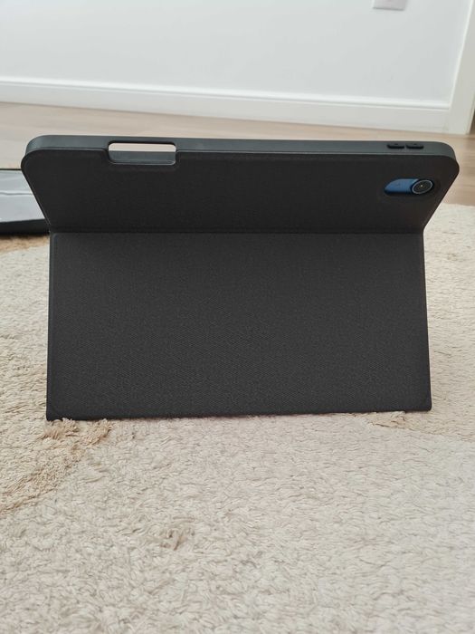Set Accesorii iPad 10.9" (2022) – Geantă Transport + Husă Tip Carte + Tastatură Wireless Bluetooth